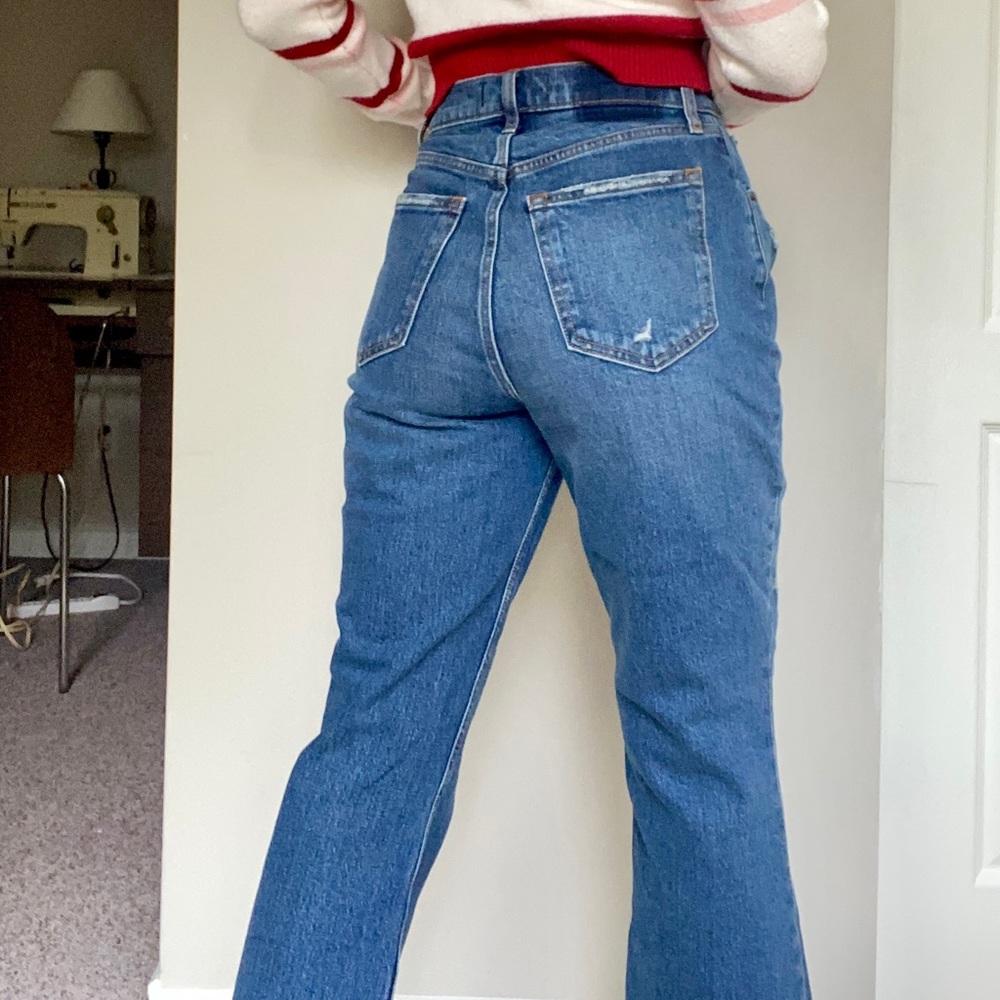 NEW Abercrombie & Fitch Ultra High Rise Kick Flare Blue Jeans - Curve Love 26/2S